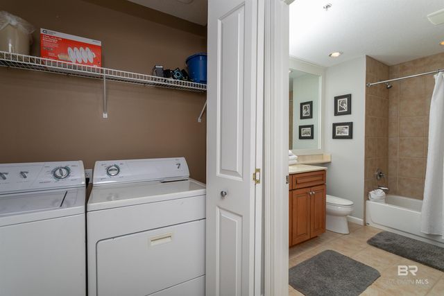 612 Lost Key Drive 704-B, Pensacola, FL 32507