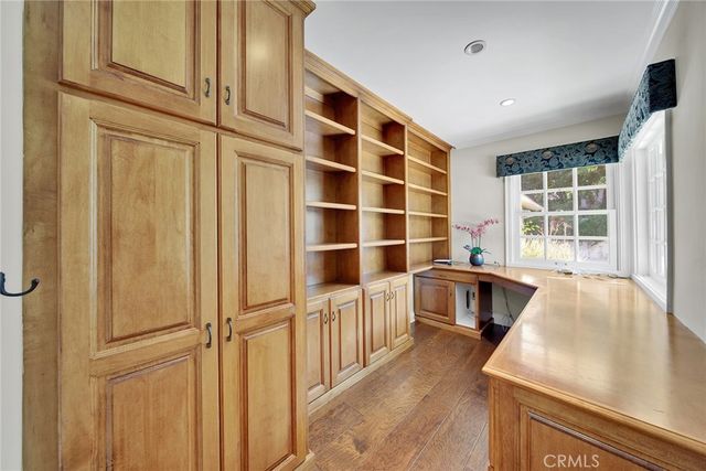 4 Deerhill, Rolling Hills Estates, CA 90274