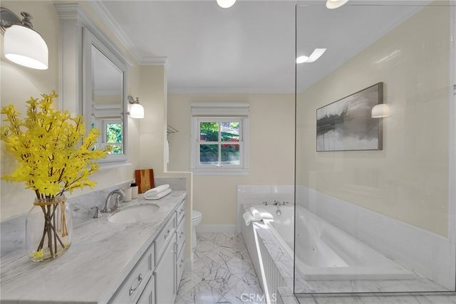 4 Deerhill, Rolling Hills Estates, CA 90274