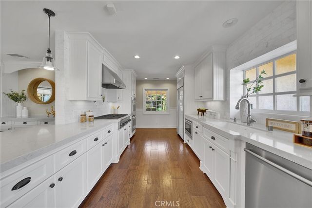 4 Deerhill, Rolling Hills Estates, CA 90274