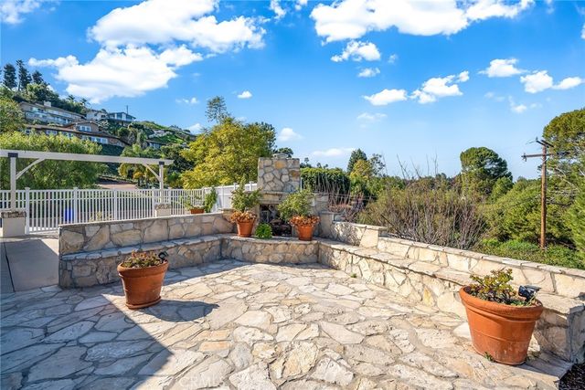 4 Deerhill, Rolling Hills Estates, CA 90274