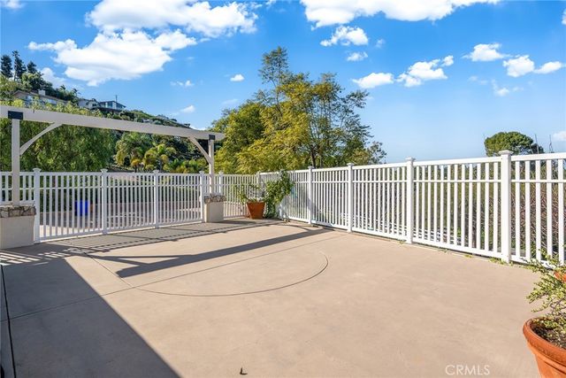 4 Deerhill, Rolling Hills Estates, CA 90274