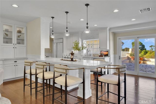 4 Deerhill, Rolling Hills Estates, CA 90274