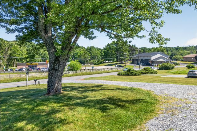 132 Christiansburg NE, Floyd, VA 24091