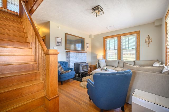 132 Christiansburg NE, Floyd, VA 24091