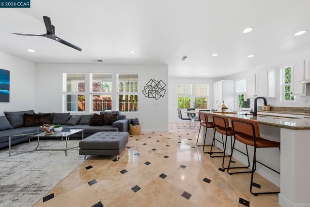 5324 Swainsons Ct, Concord, CA 94521