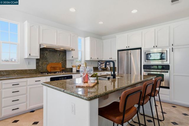 5324 Swainsons Ct, Concord, CA 94521