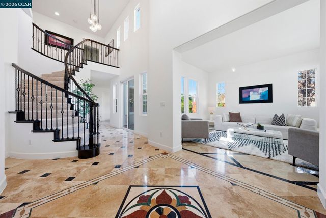 5324 Swainsons Ct, Concord, CA 94521