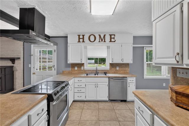 1931 Lake Jodeco Road, Jonesboro, GA 30236