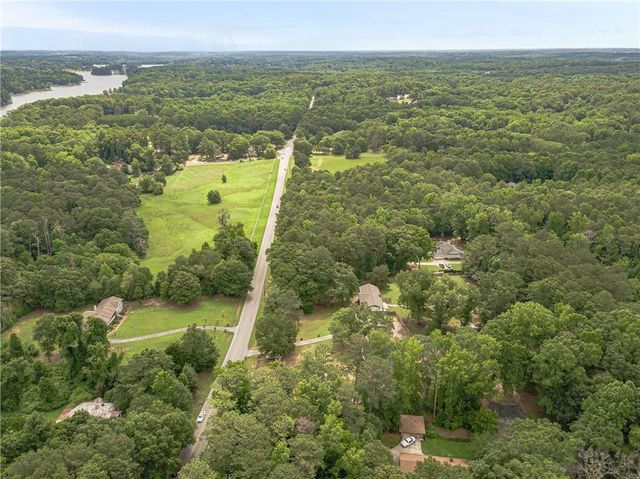 1931 Lake Jodeco Road, Jonesboro, GA 30236
