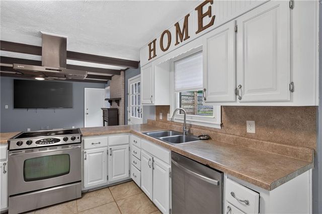 1931 Lake Jodeco Road, Jonesboro, GA 30236