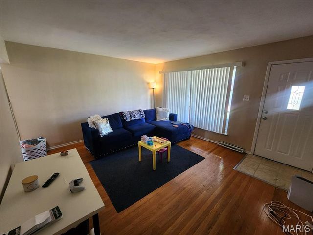 840 Naomi Avenue, Florissant, MO 63031