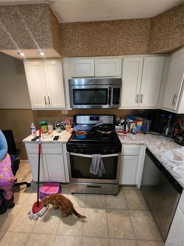 840 Naomi Avenue, Florissant, MO 63031