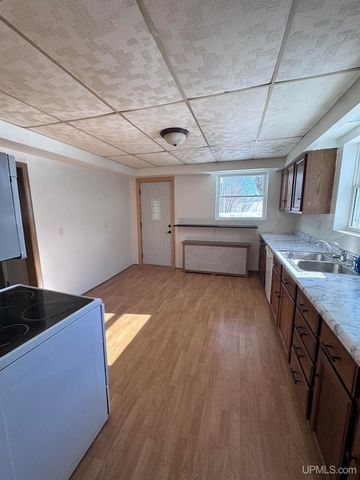 59095 Church Street, Calumet, MI 49913