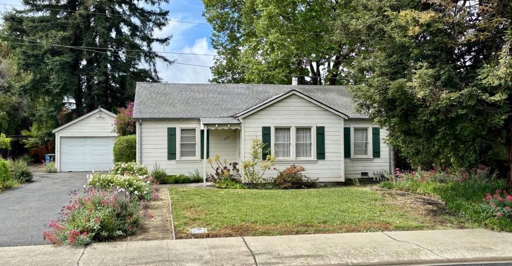 3750 Ross Road, Palo Alto, CA 94303