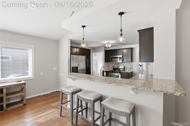 4350 Mandalay Avenue, Royal Oak, MI 48073