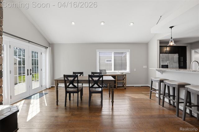 4350 Mandalay Avenue, Royal Oak, MI 48073