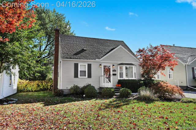 4350 Mandalay Avenue, Royal Oak, MI 48073