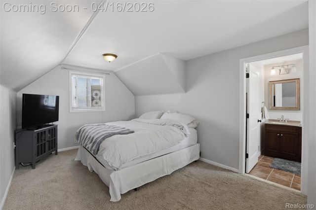 4350 Mandalay Avenue, Royal Oak, MI 48073