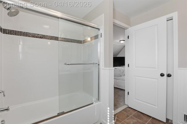 4350 Mandalay Avenue, Royal Oak, MI 48073