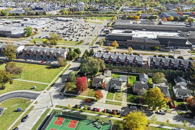 4350 Mandalay Avenue, Royal Oak, MI 48073