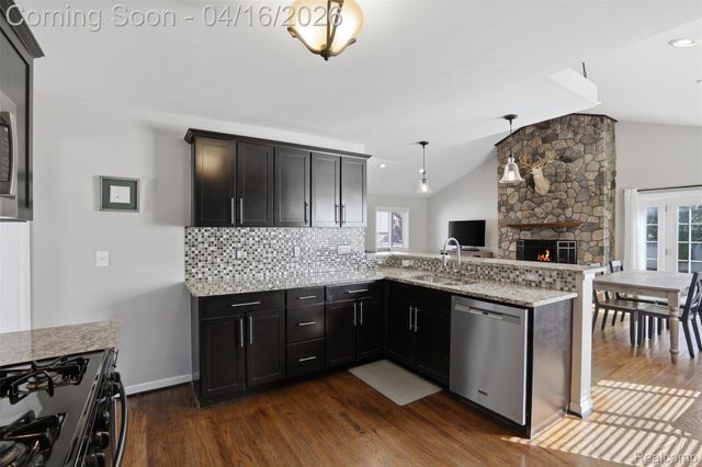 4350 Mandalay Avenue, Royal Oak, MI 48073