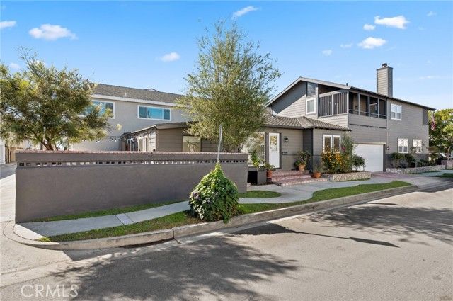 620 Acacia Avenue, Corona Del Mar (newport Beach), CA 92625