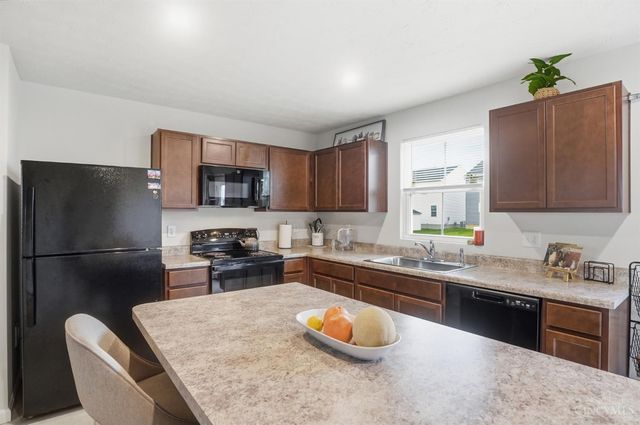 5908 Cresting Drive, Middletown, OH 45042