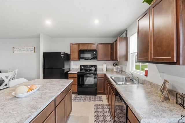 5908 Cresting Drive, Middletown, OH 45042