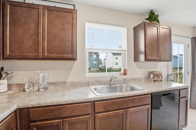 5908 Cresting Drive, Middletown, OH 45042