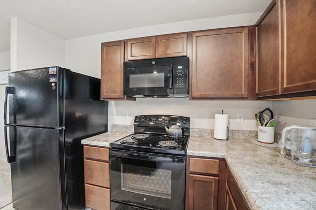 5908 Cresting Drive, Middletown, OH 45042