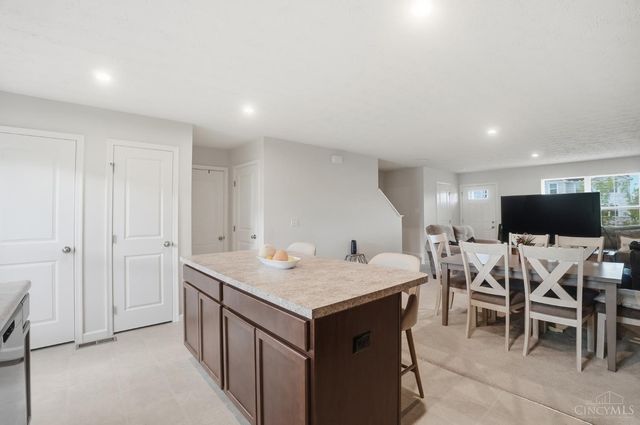 5908 Cresting Drive, Middletown, OH 45042