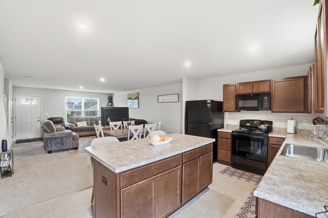 5908 Cresting Drive, Middletown, OH 45042