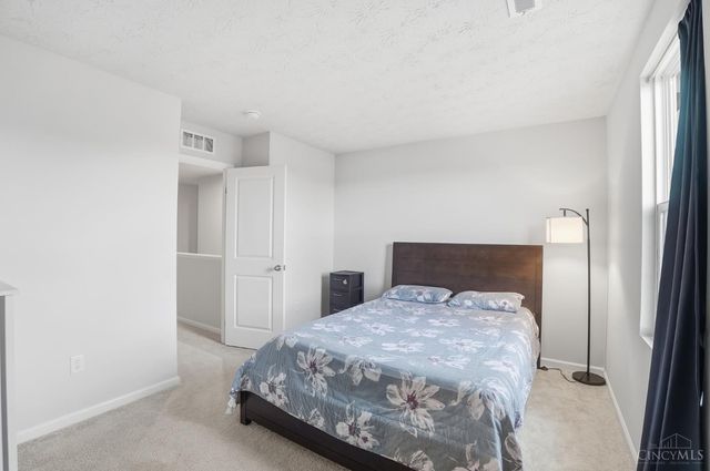 5908 Cresting Drive, Middletown, OH 45042