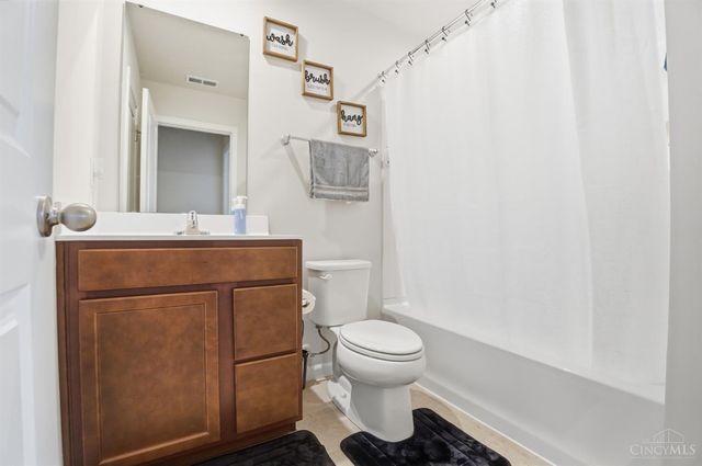 5908 Cresting Drive, Middletown, OH 45042
