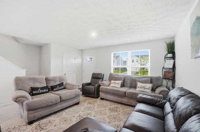 5908 Cresting Drive, Middletown, OH 45042