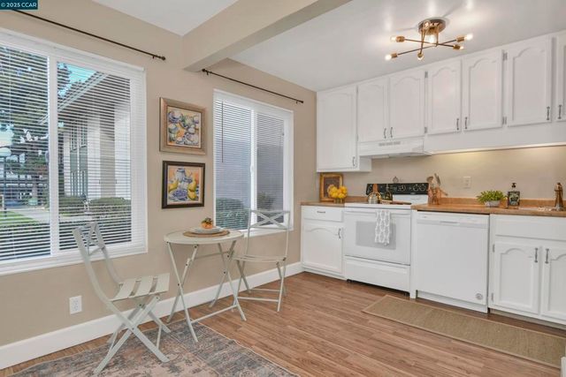 4888 Clayton Rd 6, Concord, CA 94521