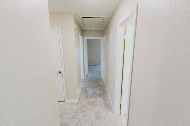 1710 Kingsborough Drive, Arlington, TX 76015