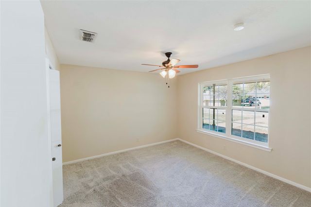 1710 Kingsborough Drive, Arlington, TX 76015