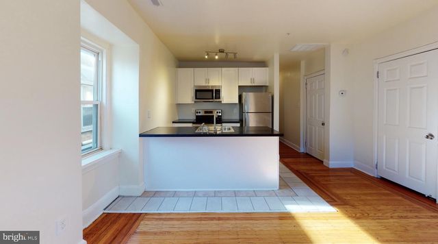 922 S 49TH ST, Philadelphia, PA 19143