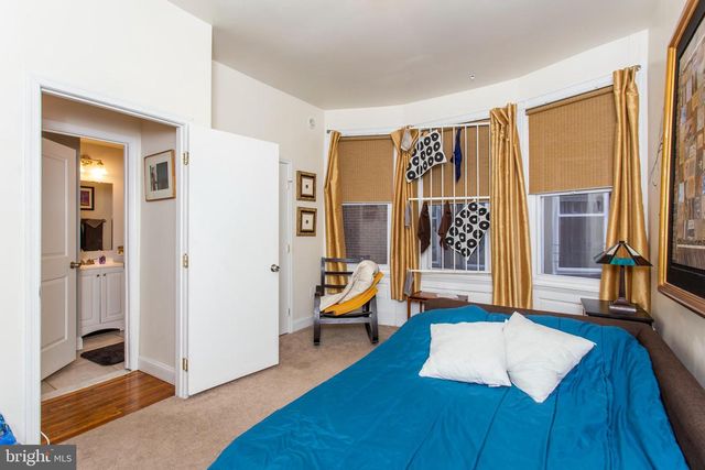 922 S 49TH ST, Philadelphia, PA 19143