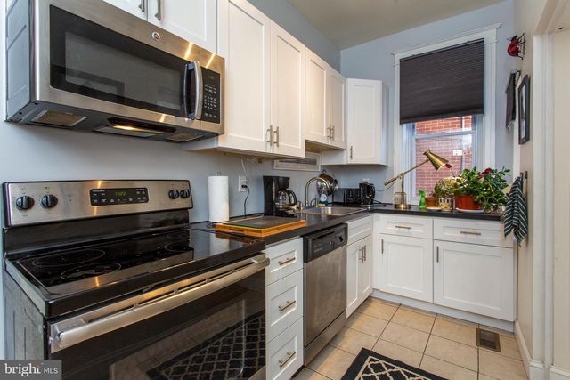 922 S 49TH ST, Philadelphia, PA 19143