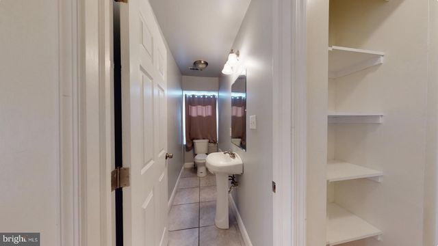 922 S 49TH ST, Philadelphia, PA 19143