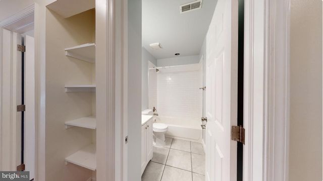 922 S 49TH ST, Philadelphia, PA 19143