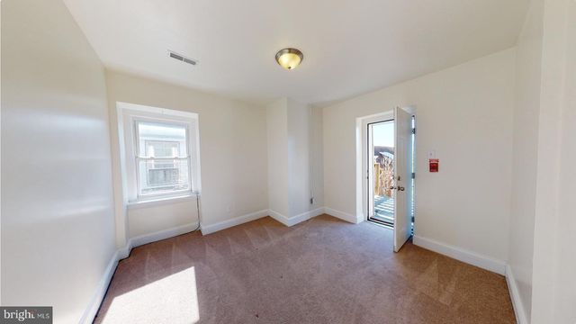 922 S 49TH ST, Philadelphia, PA 19143