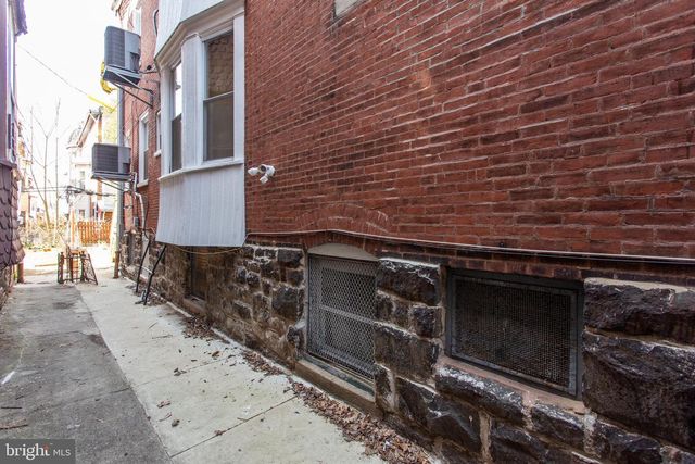 922 S 49TH ST, Philadelphia, PA 19143