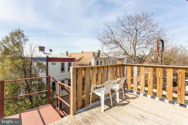 922 S 49TH ST, Philadelphia, PA 19143