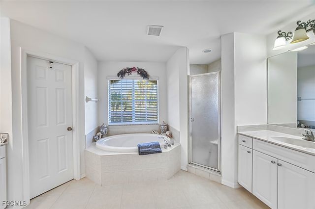 13867 Lazy LN, Fort Myers, FL 33905