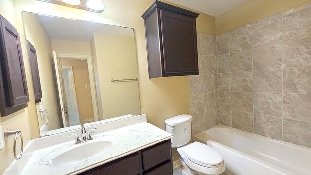 8031 Canyon Street, Houston, TX 77051