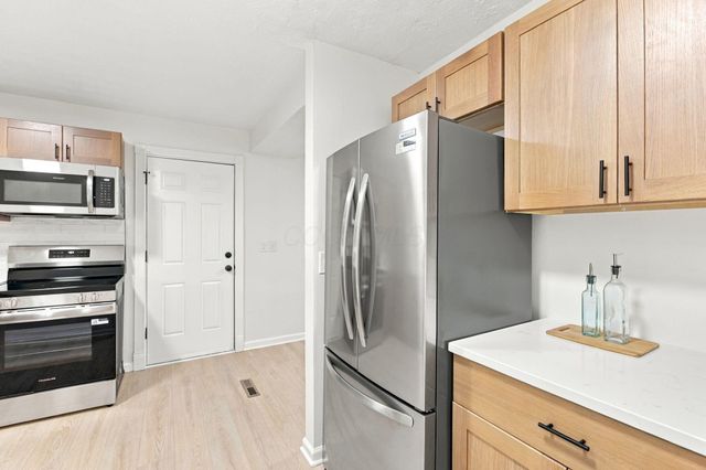 3328 Everson Road E, Columbus, OH 43232